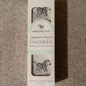 NIB Amazing Baby Newborn Muslin Swaddle Zebra
